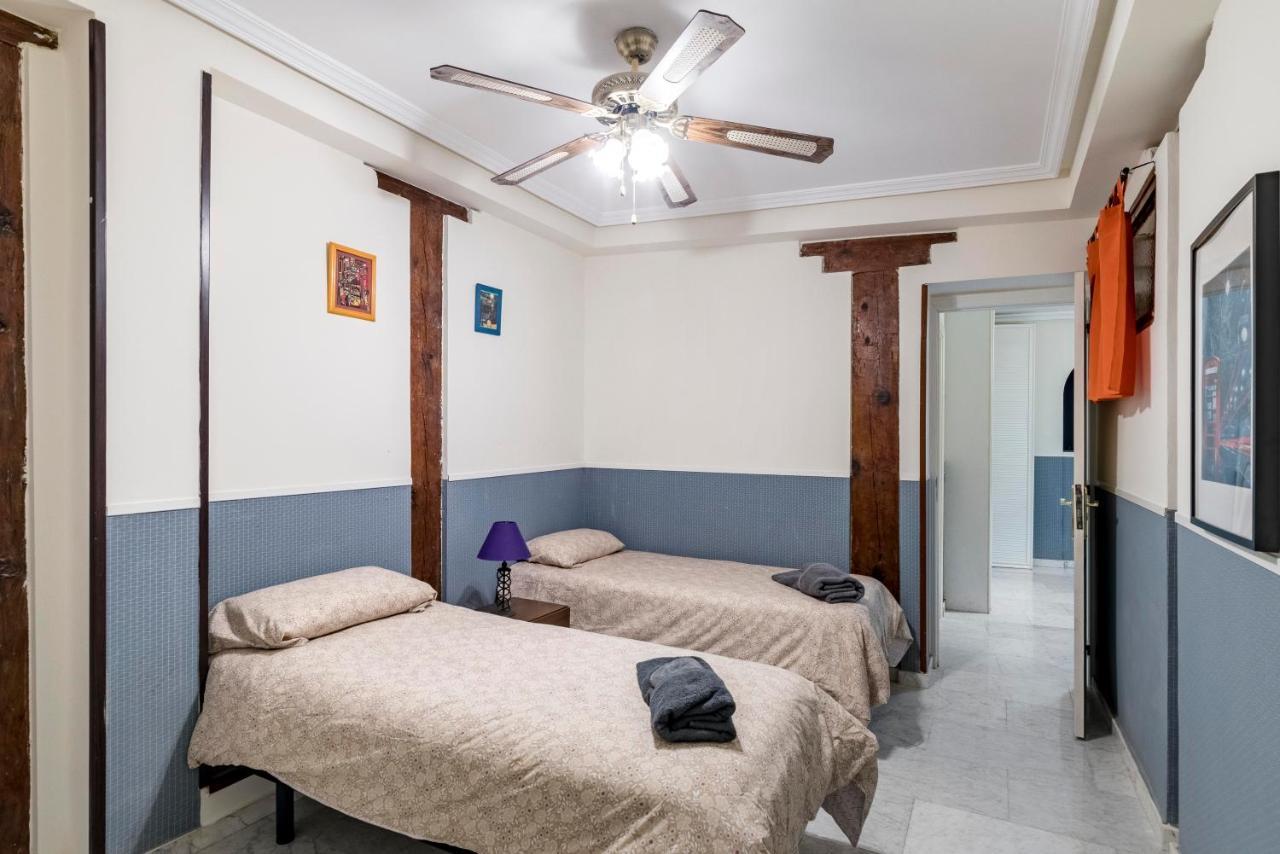 Apartamento Plaza Sant' Ana, Casco Historico Madrid Exterior foto